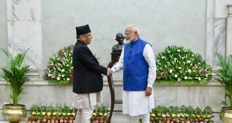 प्रधानमन्त्री प्रचण्ड र भारतीय प्रधानमन्त्री मोदीबीच भेटवार्ता
